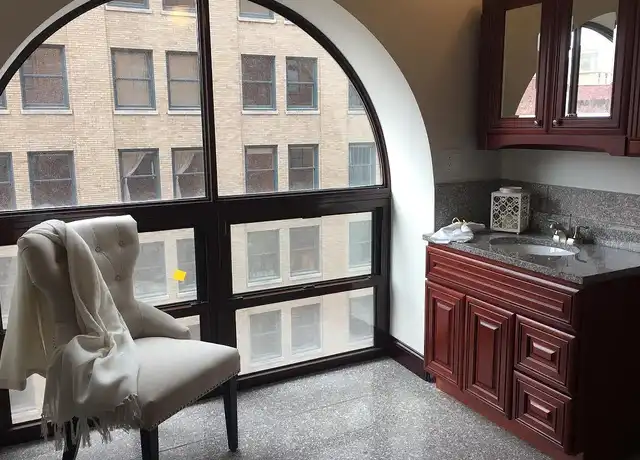 Property at Gallery 1014 - 1014 Locust St, Saint Louis, MO, 63101, 1-2 bed, 1-2 bath, [object Object]