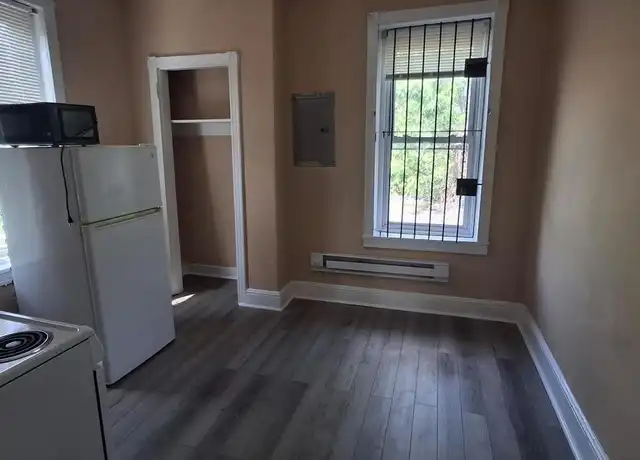Property at 3608 N 19th St Unit 3, Philadelphia, PA, 19140, 2 beds, 1 bath, [object Object]