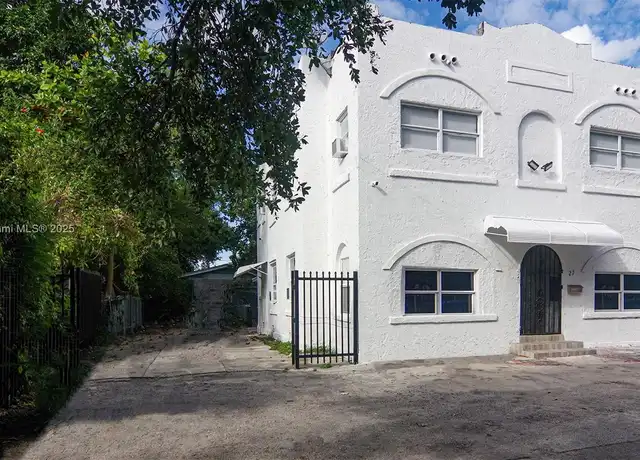 Property at 27 NE 60th Ter Unit 2, Miami, FL, 33137, 2 beds, 1 bath, [object Object]