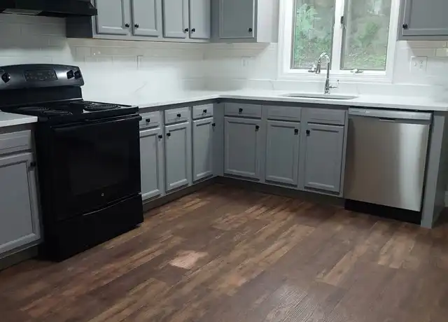 Property at 288 Waterville St Unit 3282, Waterbury, CT, 06710, 2 beds, 1.5 baths, [object Object]