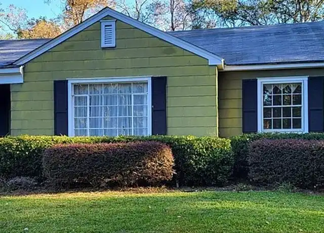 Property at 221 S Park Dr, Jackson, MS, 39211, 3 beds, 1 bath, [object Object]