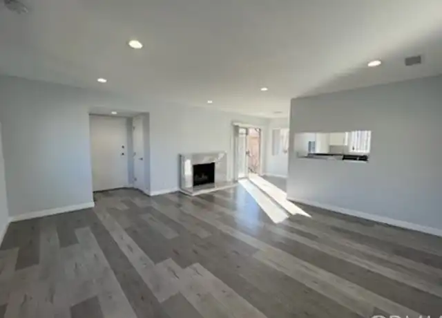 Property at 10214 McClemont Ave Unit 2, Tujunga, CA, 91042, 2 beds, 2 baths, [object Object]