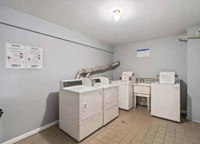 Photo of 2300 Glendale Ter, Hanover Park, IL 60133