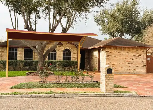 Property at 706 Thornwood St, Mission, TX, 78574, 4 beds, 2 baths, [object Object]