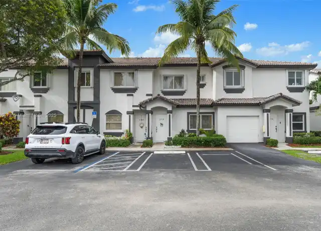 Property at 2310 SE 23rd Rd #2310, Homestead, FL, 33035, 2 beds, 2.5 baths, [object Object]