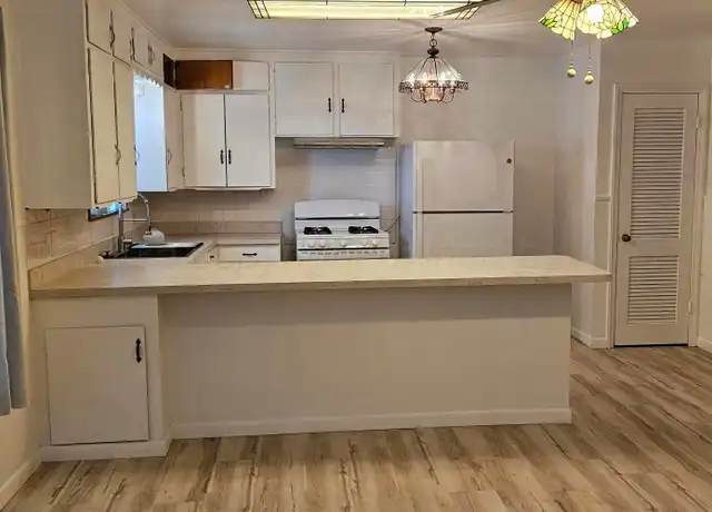 Property at 411 N Prospect St, Amarillo, TX, 79106, 3 beds, 2 baths, [object Object]