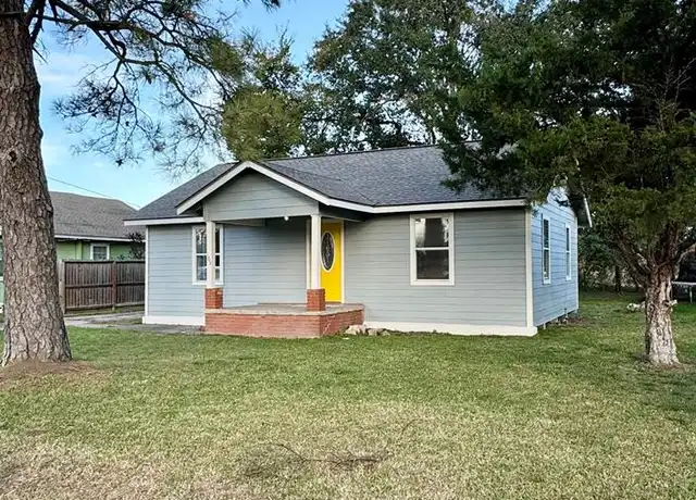 Property at 109 Gossett St, Highlands, TX, 77562, 2 beds, 1 bath, [object Object]