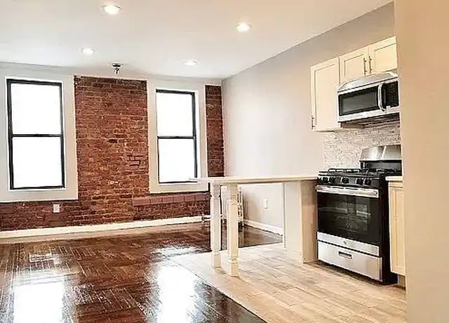 Property at 1072 Woodcrest Ave, Riverhead, NY, 11901, 2 beds, 1 bath, [object Object]