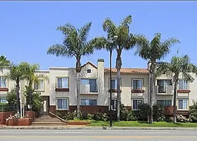 Photo of 222 N Buena Vista St, Burbank, CA 91505
