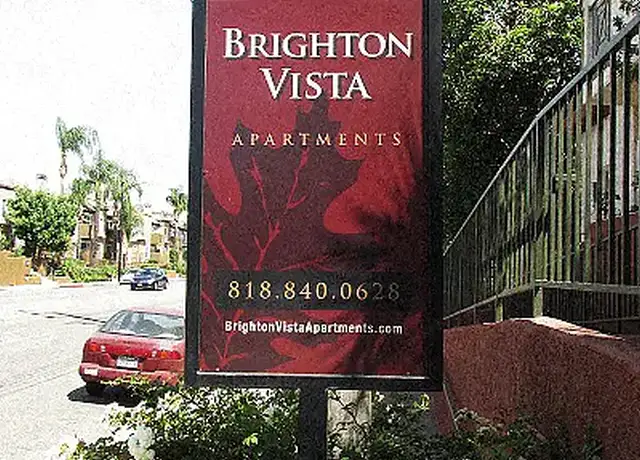 Photo of 222 N Buena Vista St, Burbank, CA 91505