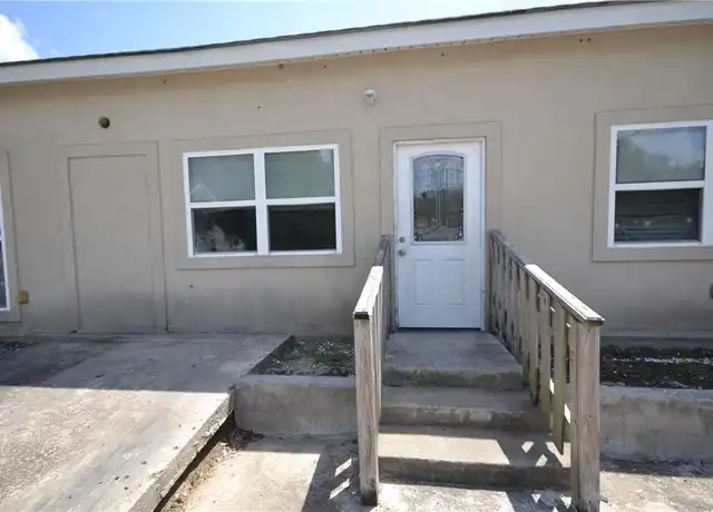 Property at 112 Saint Rose Ave Unit B, St Rose, LA, 70087, 2 beds, 1 bath, [object Object]