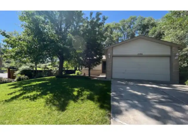 Property at 1585 Witches Willow Ln, Colorado Springs, CO, 80906, 3 beds, 2 baths, [object Object]