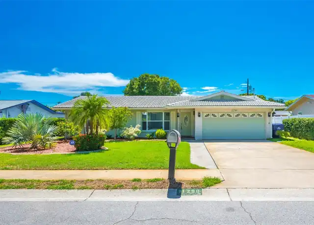 Property at 11290 142nd St, Largo, FL, 33774, 4 beds, 2 baths, [object Object]