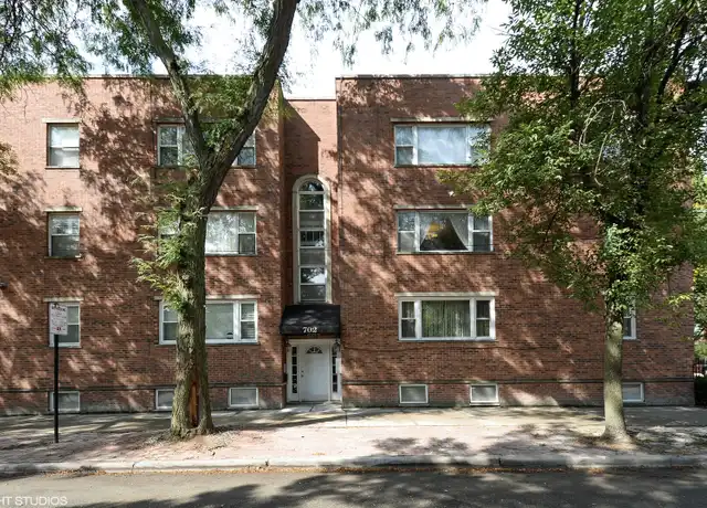 Property at 702 S Lytle St Unit 2N, Chicago, IL, 60607, 3 beds, 2 baths, [object Object]