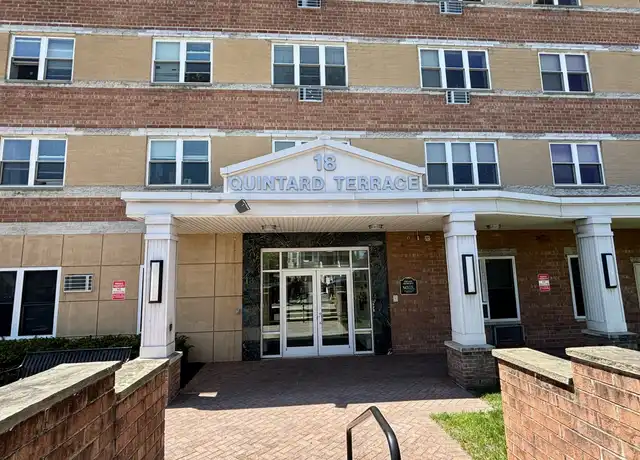 Property at 18 Quintard Ter Unit 2K, Stamford, CT, 06902, 1 bed, 1 bath, [object Object]