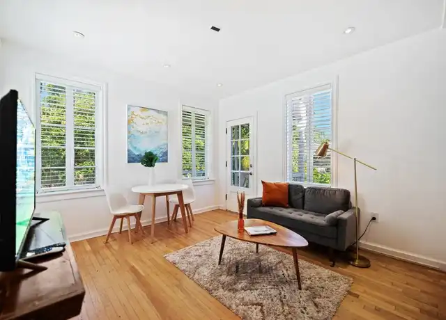 Property at Phoenetia Avenue 40 - Phoenetia Ave Unit 1056485P, Coral Gables, FL, 33134, 1 bed, 1 bath, [object Object]