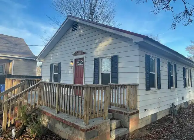 Property at 210 N 30th St, Wilmington, NC, 28405, 3 beds, 1 bath, [object Object]