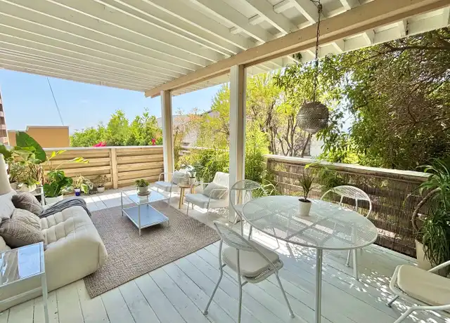 Property at 3965 Cumberland Ave, Los Angeles, CA, 90027, 1 bed, 1 bath, [object Object]