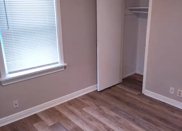 Property at 437 Jean Ave, Saint Louis, MO, 63135, 3 beds, 1 bath, [object Object]