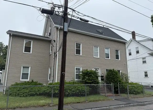 Property at 43 Park St Unit 1, Taunton, MA, 02780, 1 bed, 1 bath, [object Object]