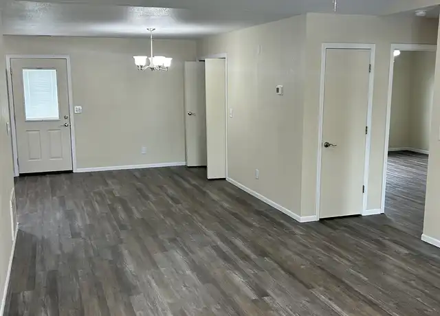 Property at 6888 Boston Dr, Newburgh, IN, 47630, 2 beds, 1 bath, [object Object]
