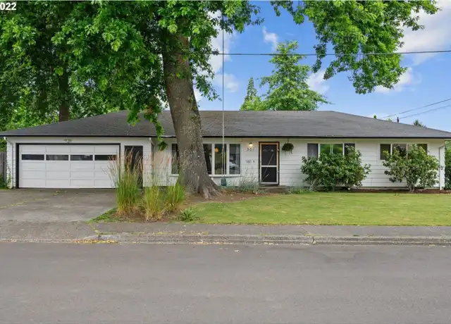 Property at 301 NW 18th Pl, McMinnville, OR, 97128, 3 beds, 2.5 baths, [object Object]