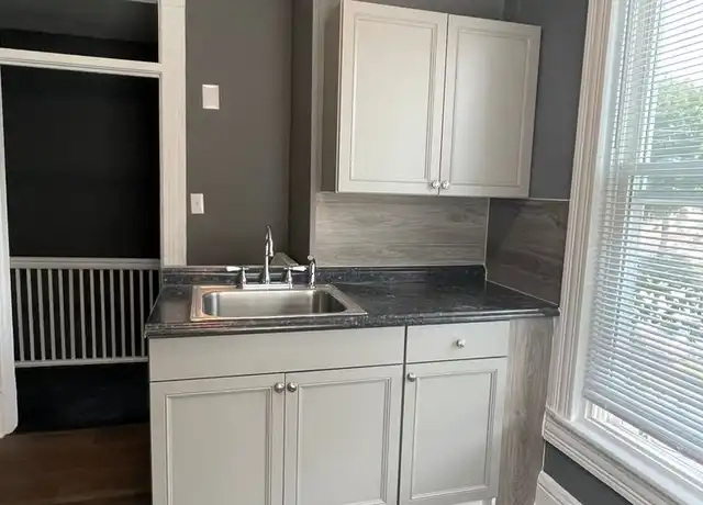 Property at 923 N 9th St, Lafayette, IN, 47904, 1 bed, 1 bath, [object Object]