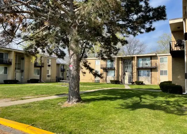 Property at COOLIDGE ON 9 - 21800 Coolidge Hwy, Oak Park, MI, 48237, 2 beds, 1 bath, [object Object]
