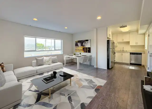 Property at 4980 S Centinela Ave Unit 2, Los Angeles, CA, 90066, 1 bed, 1 bath, [object Object]