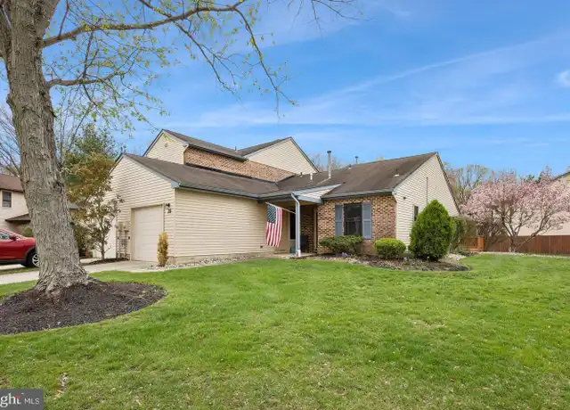 Property at 39 E Oleander Dr, Mount Laurel, NJ, 08054, 2 beds, 2 baths, [object Object]