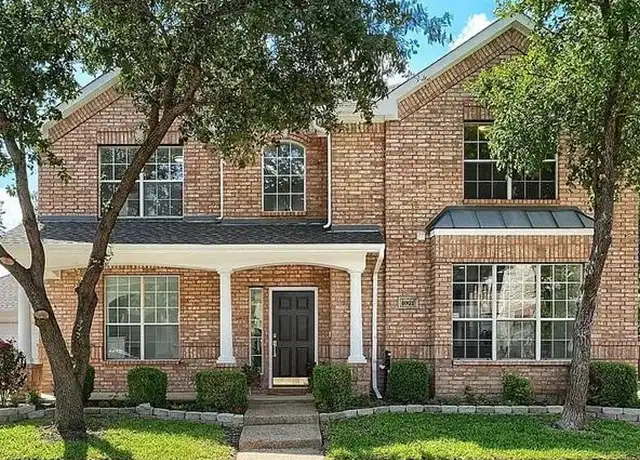 Property at 8921 Crescent Ct, Irving, TX, 75063, 4 beds, 3 baths, [object Object]