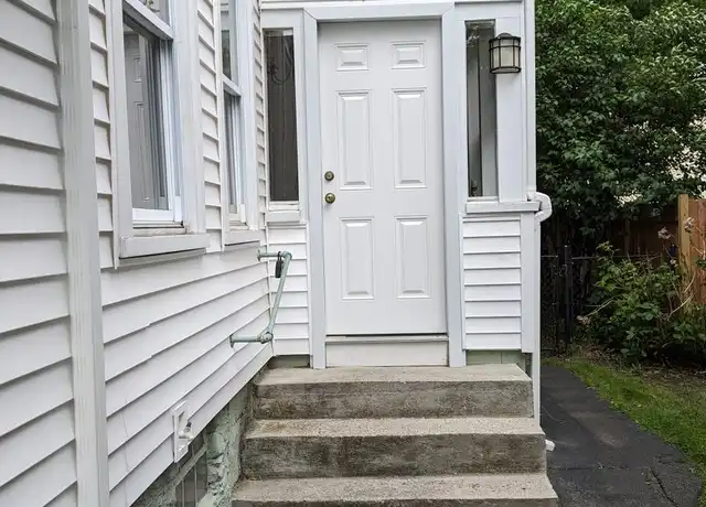 Property at 39 Farmland Rd, Lowell, MA, 01850, 3 beds, 1 bath, [object Object]