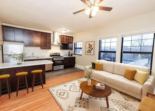 Property at Garfield Court Apartments - 2101 Garfield Ave, Minneapolis, MN, 55405, 0-1 beds, 1 bath, [object Object]