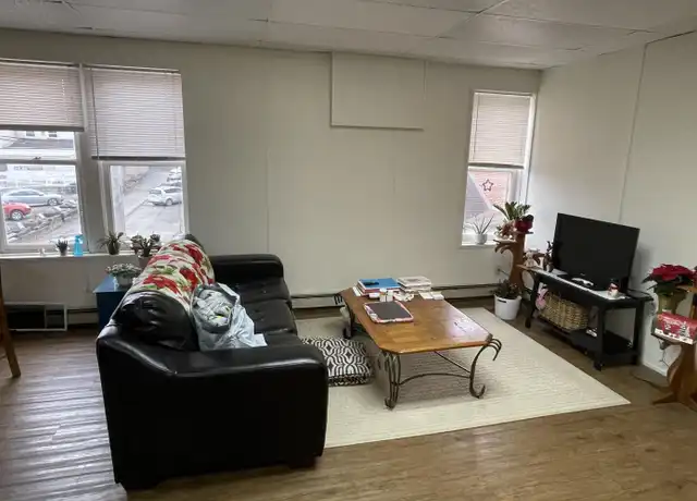 Property at 577 Nixon Ave Unit A, Indiana, PA, 15701, 2 beds, 1 bath, [object Object]