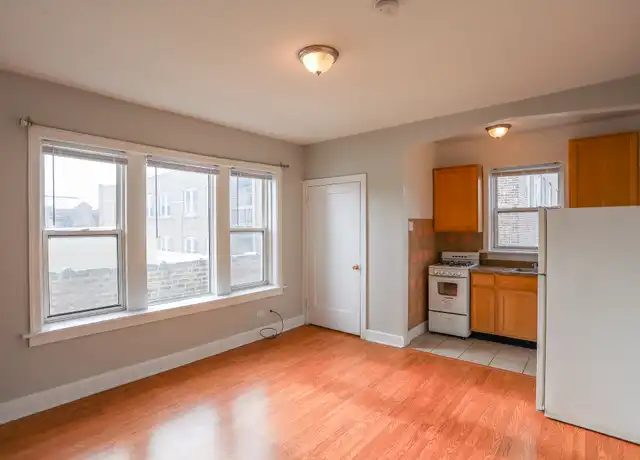 Property at 3244 N Pulaski Rd Unit 5, Chicago, IL, 60641, 0 beds, 1 bath, [object Object]