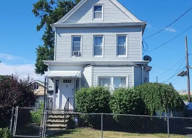 Property at 40 Liberty St, Lodi, NJ, 07644, 2 beds, 1.5 baths, [object Object]