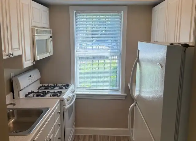 Property at 604 12th St NE, Washington, DC, 20002, 1 bed, 1 bath, [object Object]