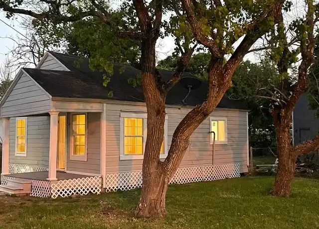 Property at 702 Rosedale St Unit A, La Marque, TX, 77568, 2 beds, 1 bath, [object Object]