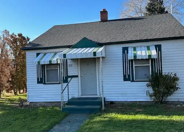 Property at 810 N 24th Ave, Yakima, WA, 98902, 2 beds, 1 bath, [object Object]