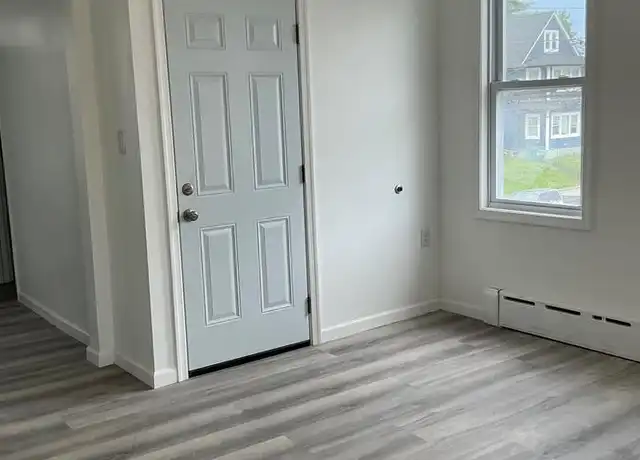 Property at 42 Lanza Ave Unit 2, Garfield, NJ, 07026, 2 beds, 1 bath, [object Object]