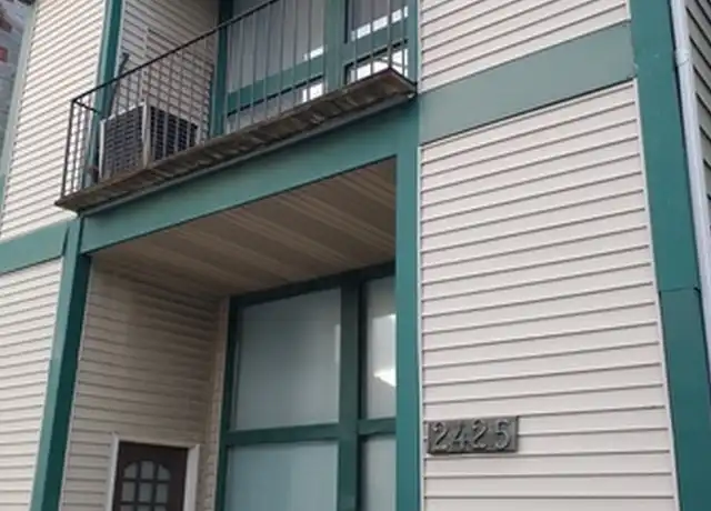 Property at 2425 N Clybourn Ave Unit 1F, Chicago, IL, 60614, 3 beds, 2 baths, [object Object]