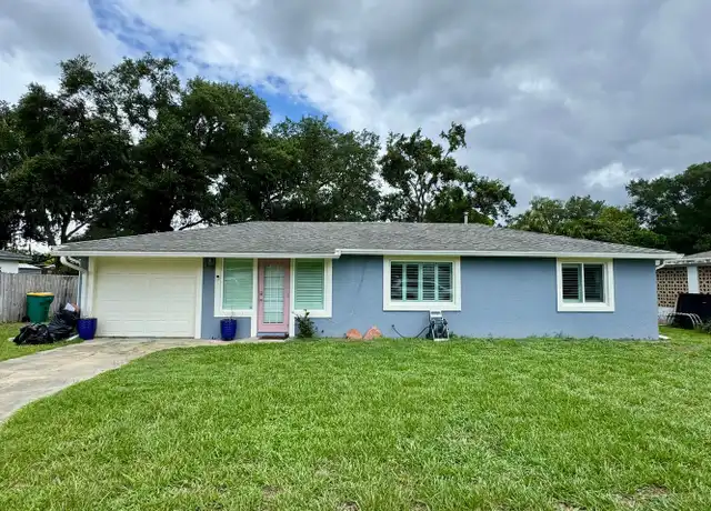Property at 435 E Mills Ave, Eustis, FL, 32726, 2 beds, 2 baths, [object Object]