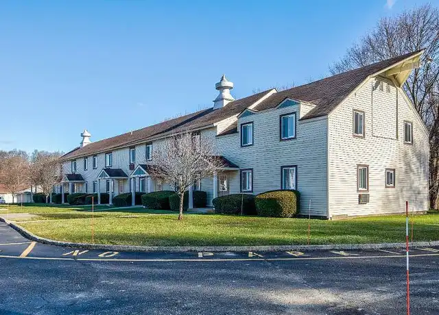 Property at Hopewell Gardens Apartments - 228 Route 376, Hopewell Junction, NY, 12533, 1-2 bed, 1 bath, [object Object]