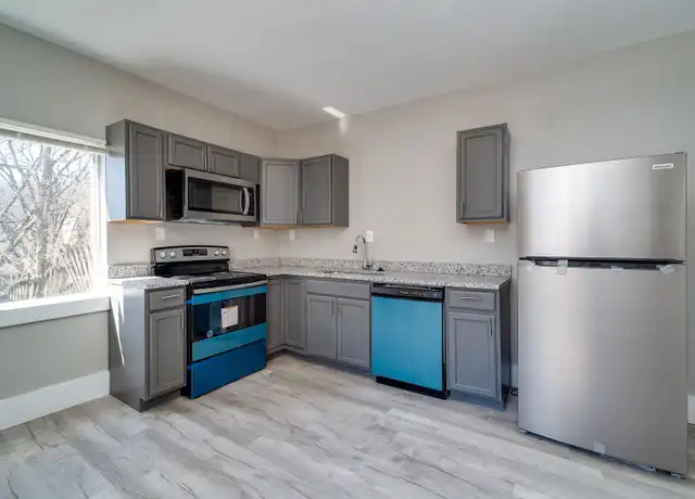 Property at 4437 Colerain Ave, Cincinnati, OH, 45223, 2 beds, 1.5 baths, [object Object]