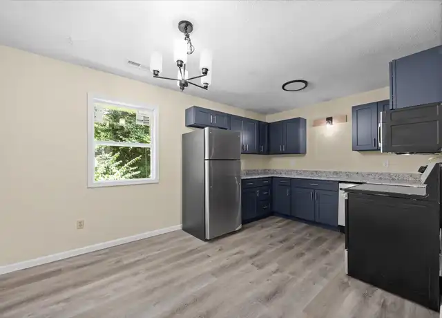 Property at 443 M St Unit 4, Edwardsville, IL, 62025, 2 beds, 1 bath, [object Object]