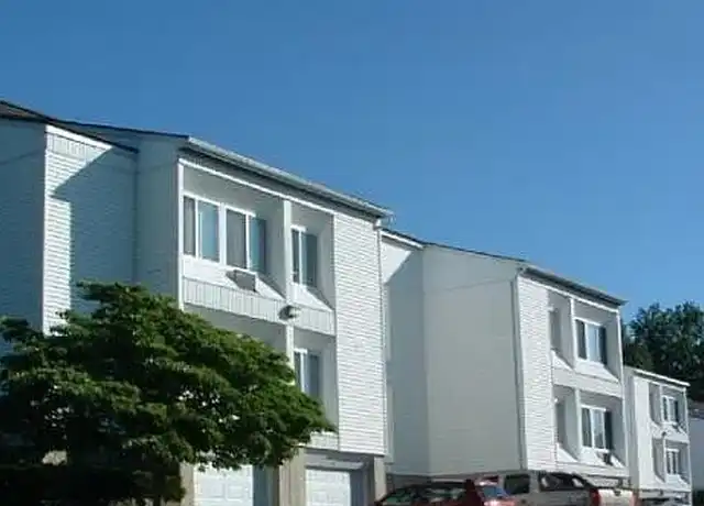 Property at Bayberry Crest Apartments - 25 Plaza Dr, Middletown, CT, 06457, 1 bed, 1 bath, [object Object]