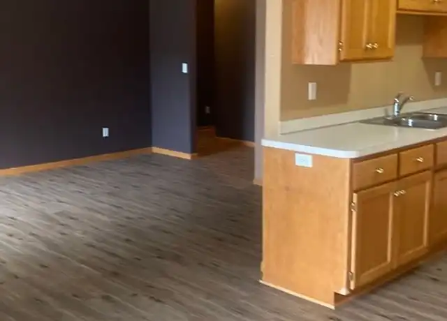 Property at 1702 8th St NE Unit 10, Staples, MN, 56479, 2 beds, 1 bath, [object Object]
