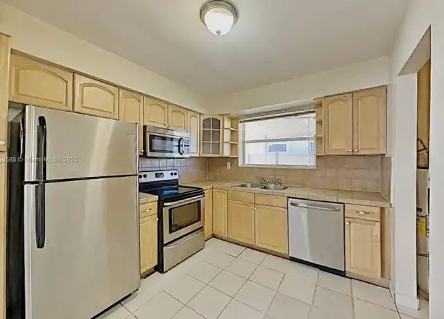 Property at 8570 NW 11th St Unit 8570, Pembroke Pines, FL, 33024, 3 beds, 1 bath, [object Object]
