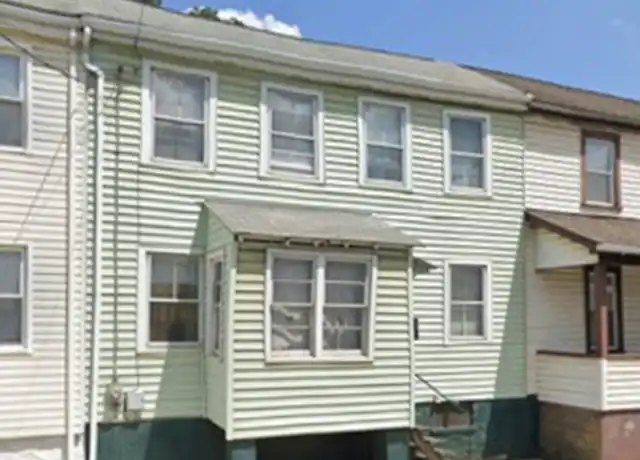 Property at 247 Broad St, Hollidaysburg, PA, 16648, 3 beds, 2 baths, [object Object]
