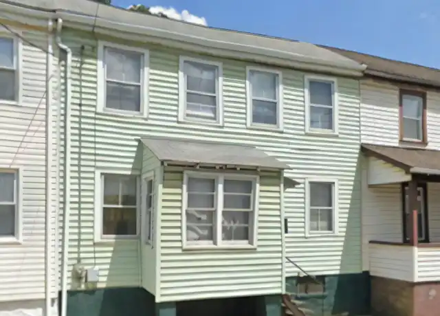 Property at 247 Broad St, Hollidaysburg, PA, 16648, 3 beds, 2 baths, [object Object]